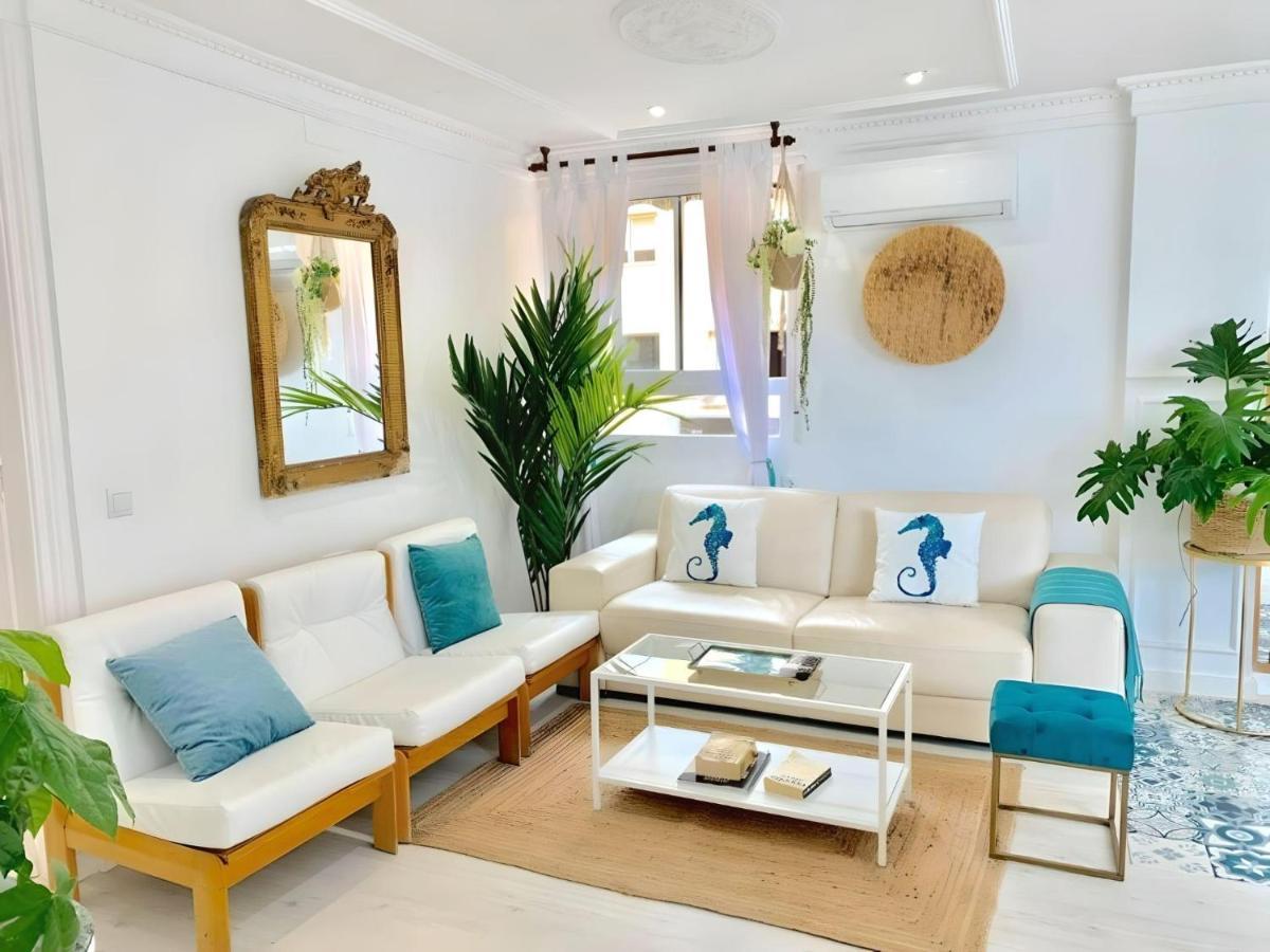 Lux City Loft In Front Of The Port Alicante Exterior photo