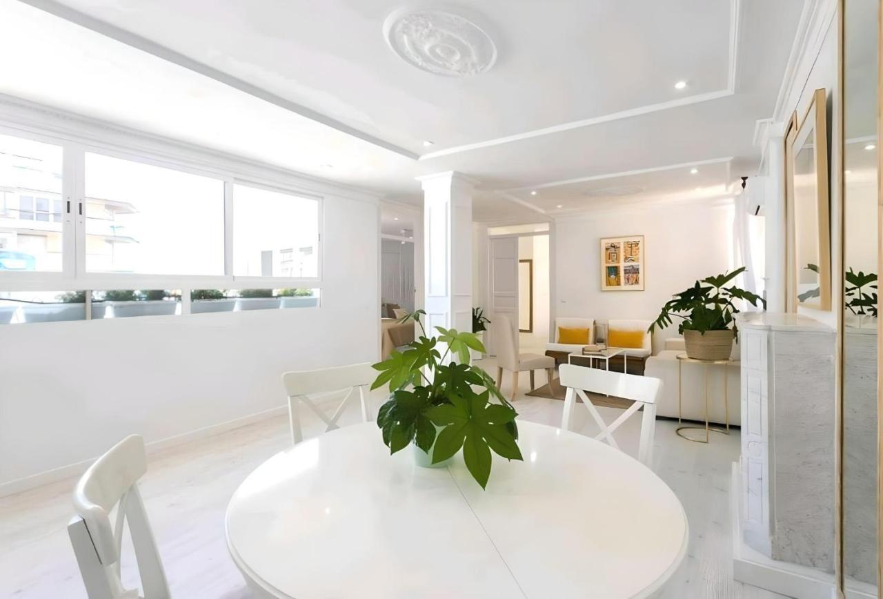 Lux City Loft In Front Of The Port Alicante Exterior photo