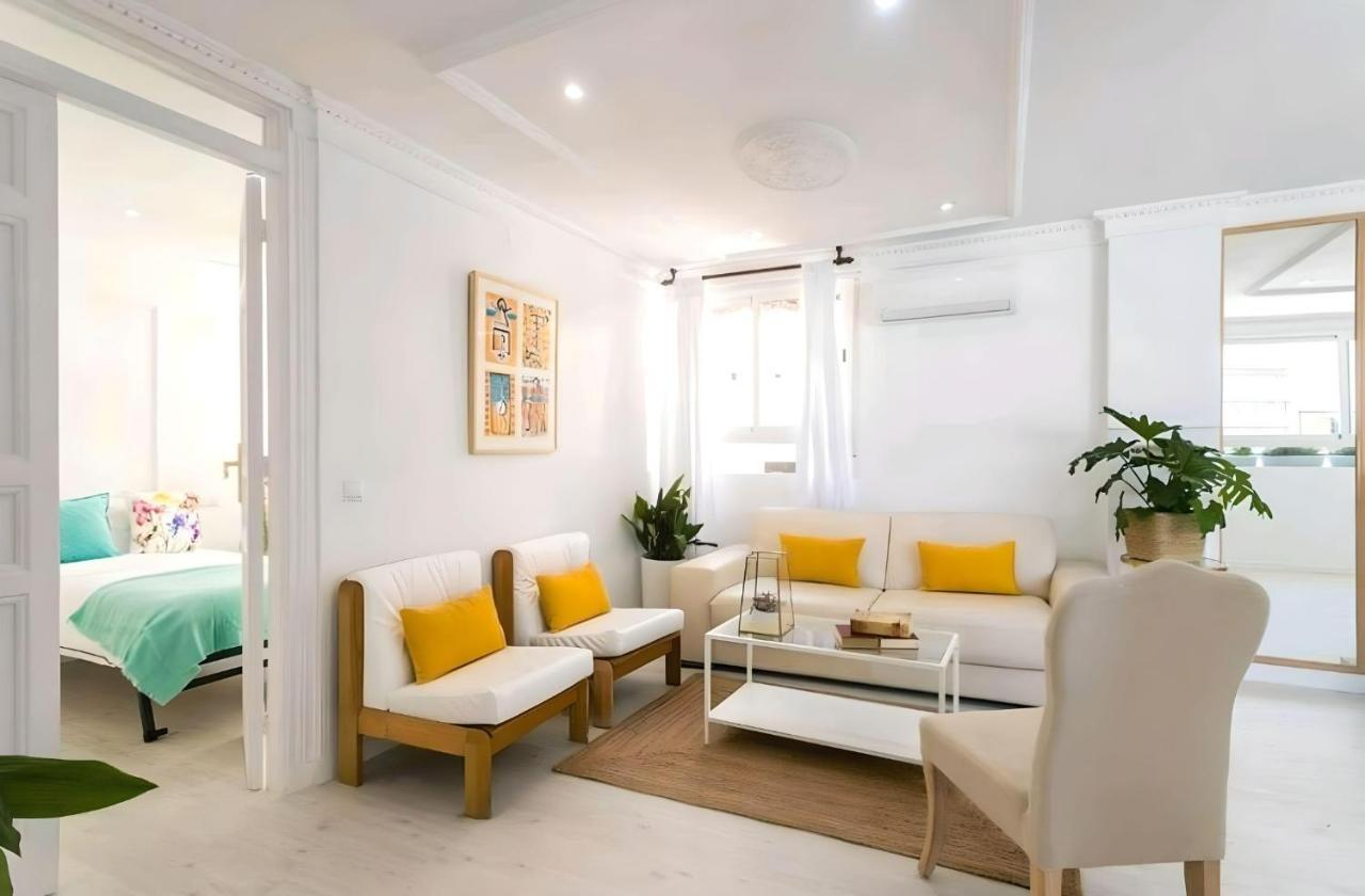 Lux City Loft In Front Of The Port Alicante Exterior photo